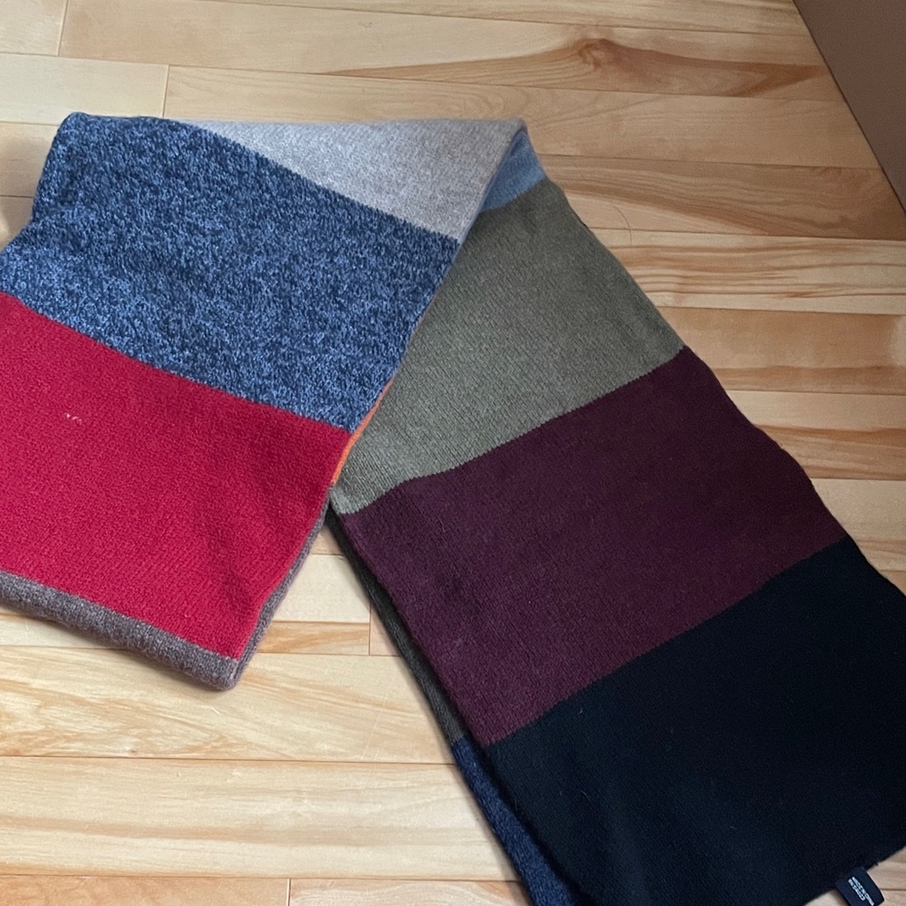 GAP Multicolor Knit Scarf 100% Lambswool